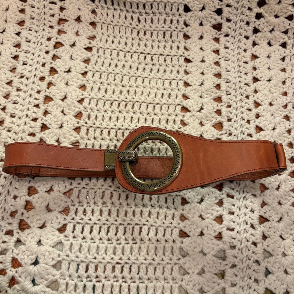 Coldwater Creek Tan Leather Adjustable Belt with Gold/Brass Engraved Buckle L/XL